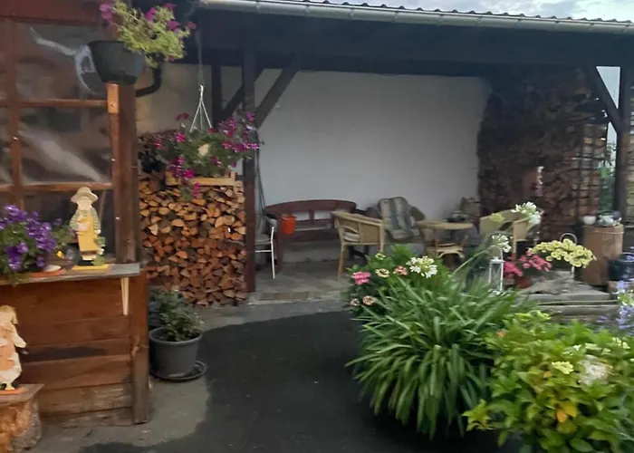 Greifenbach, Gartennutzung, Haustiere Willkommen * Geyer